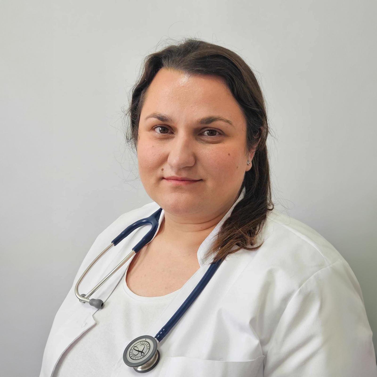 Dr. Anca Bezdedeanu