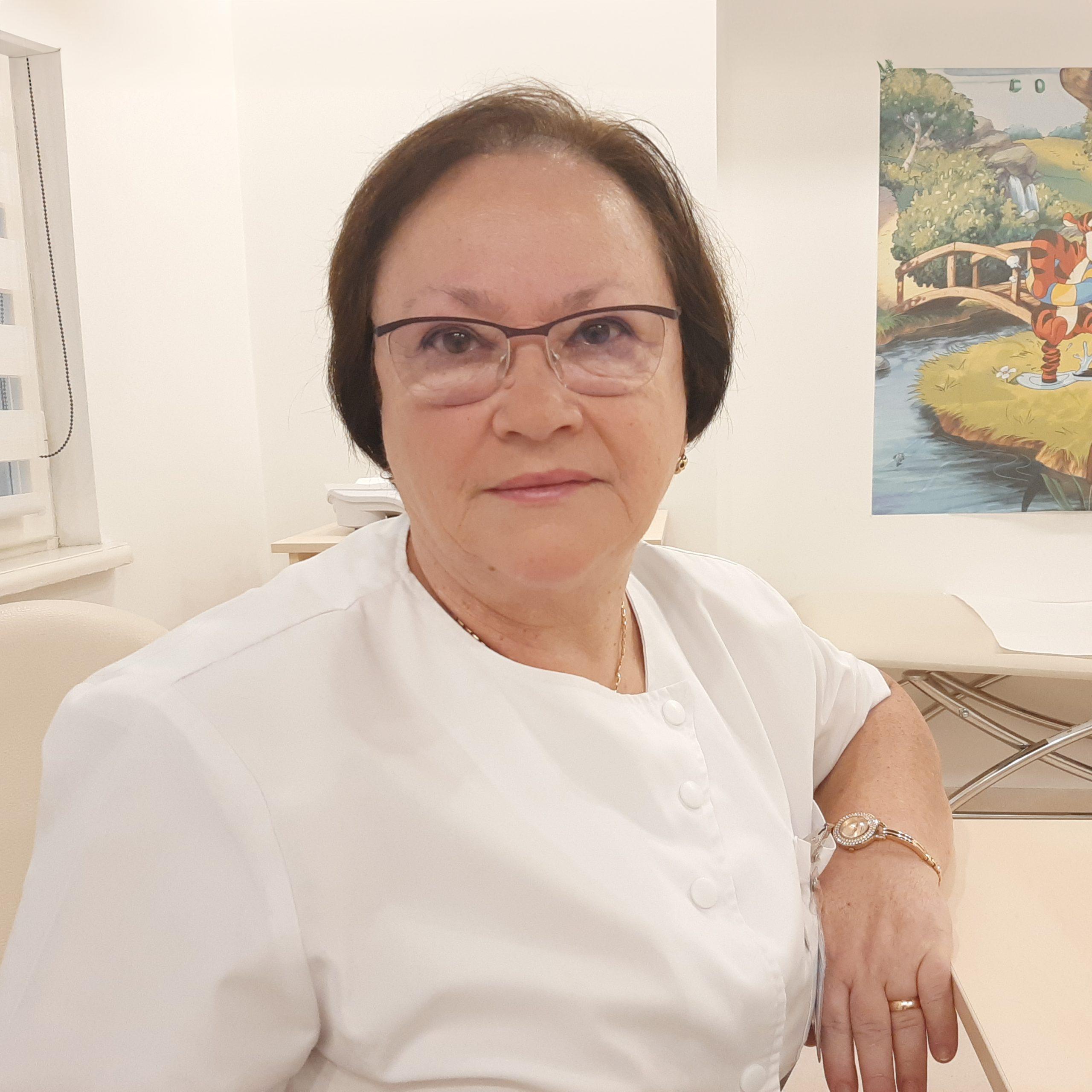 Dr. Adriana Mihăescu