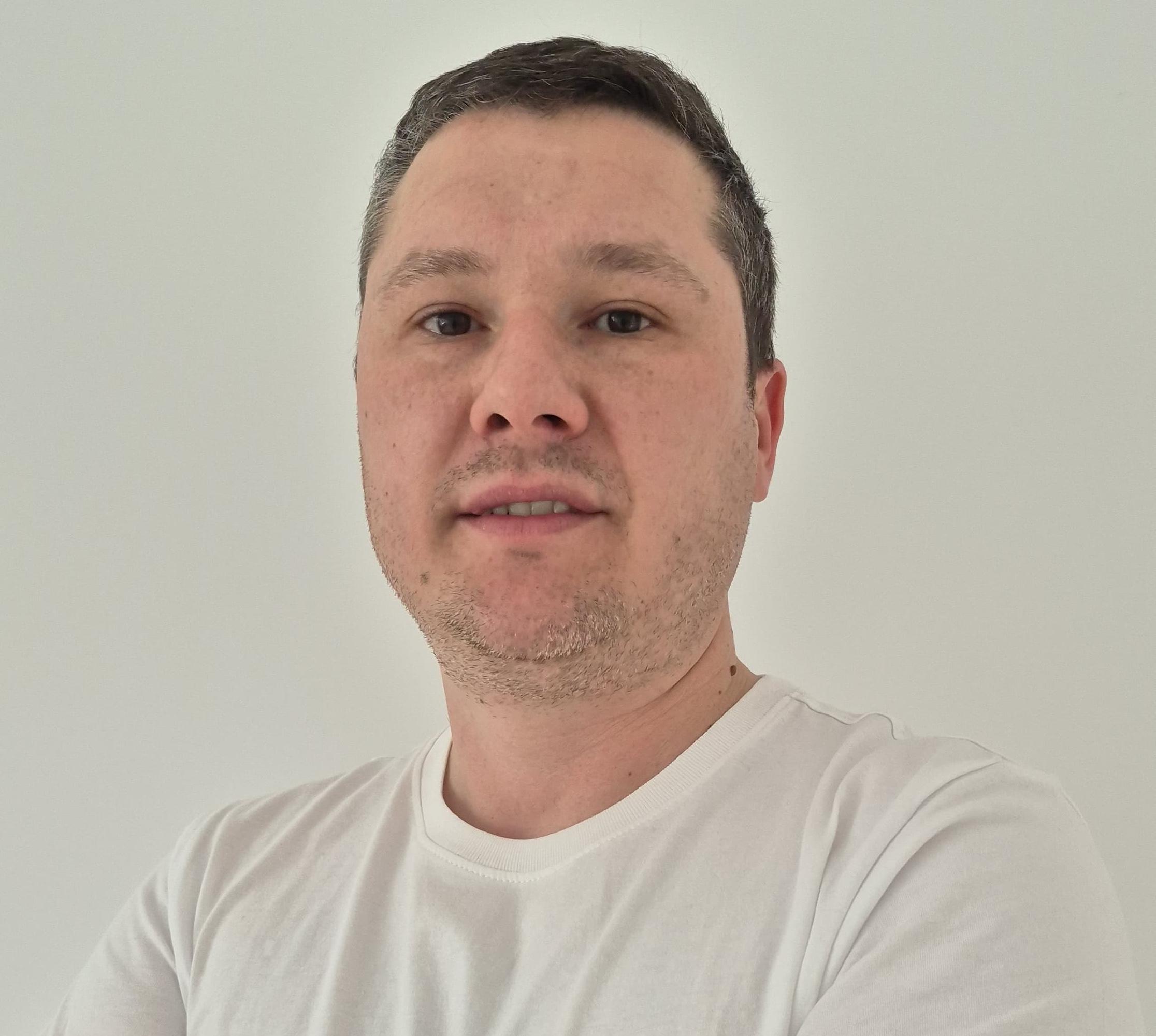 Dr. Bogdan Ruse