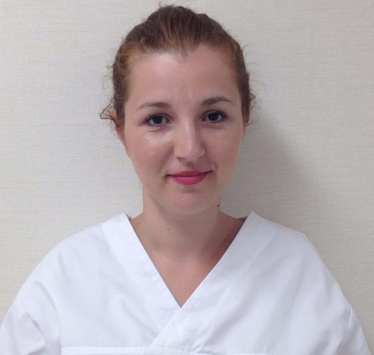 Dr. Oana Dumitrescu