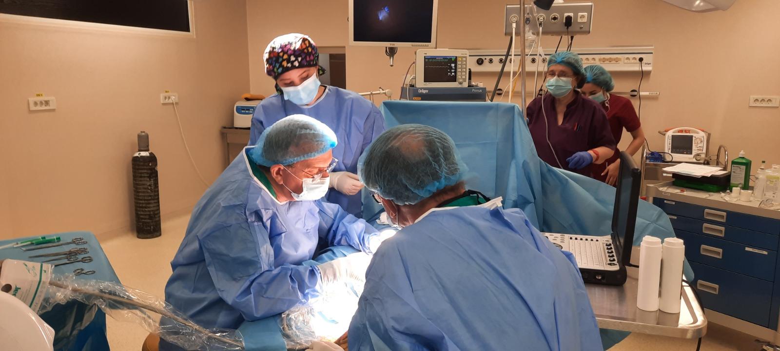 Successful First Renal Tumor Resection at SanConfind